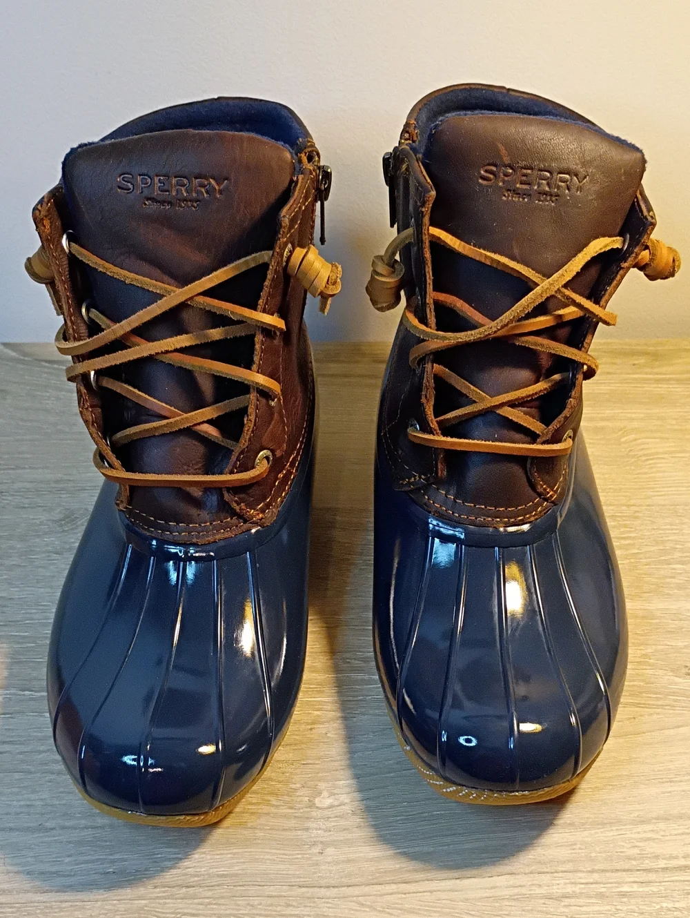 Sperry Brown Blue Waterproof Rubber Boots Size 8 New, No tags